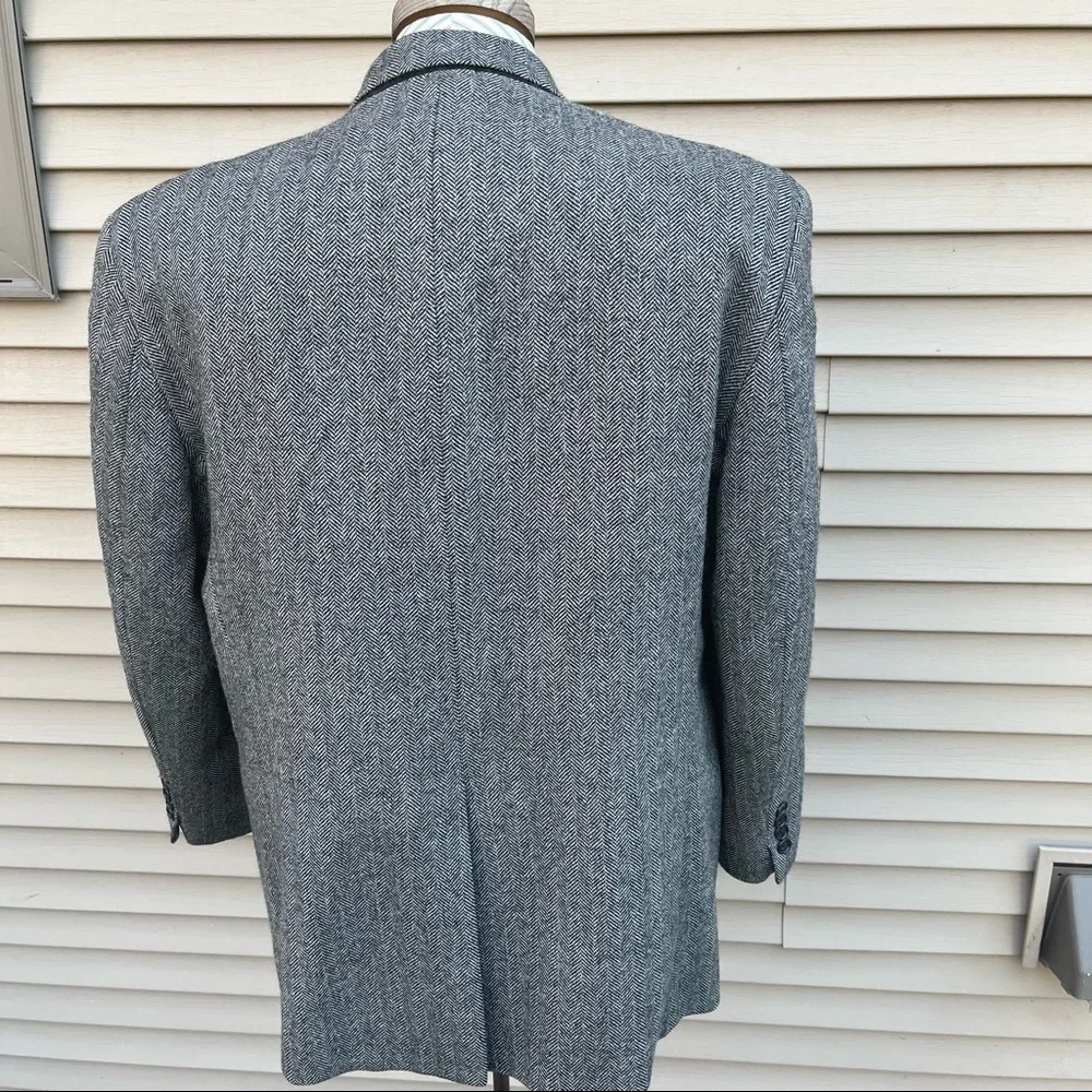 IZOD 100% wool Woolmark heather gray two button suit jacket